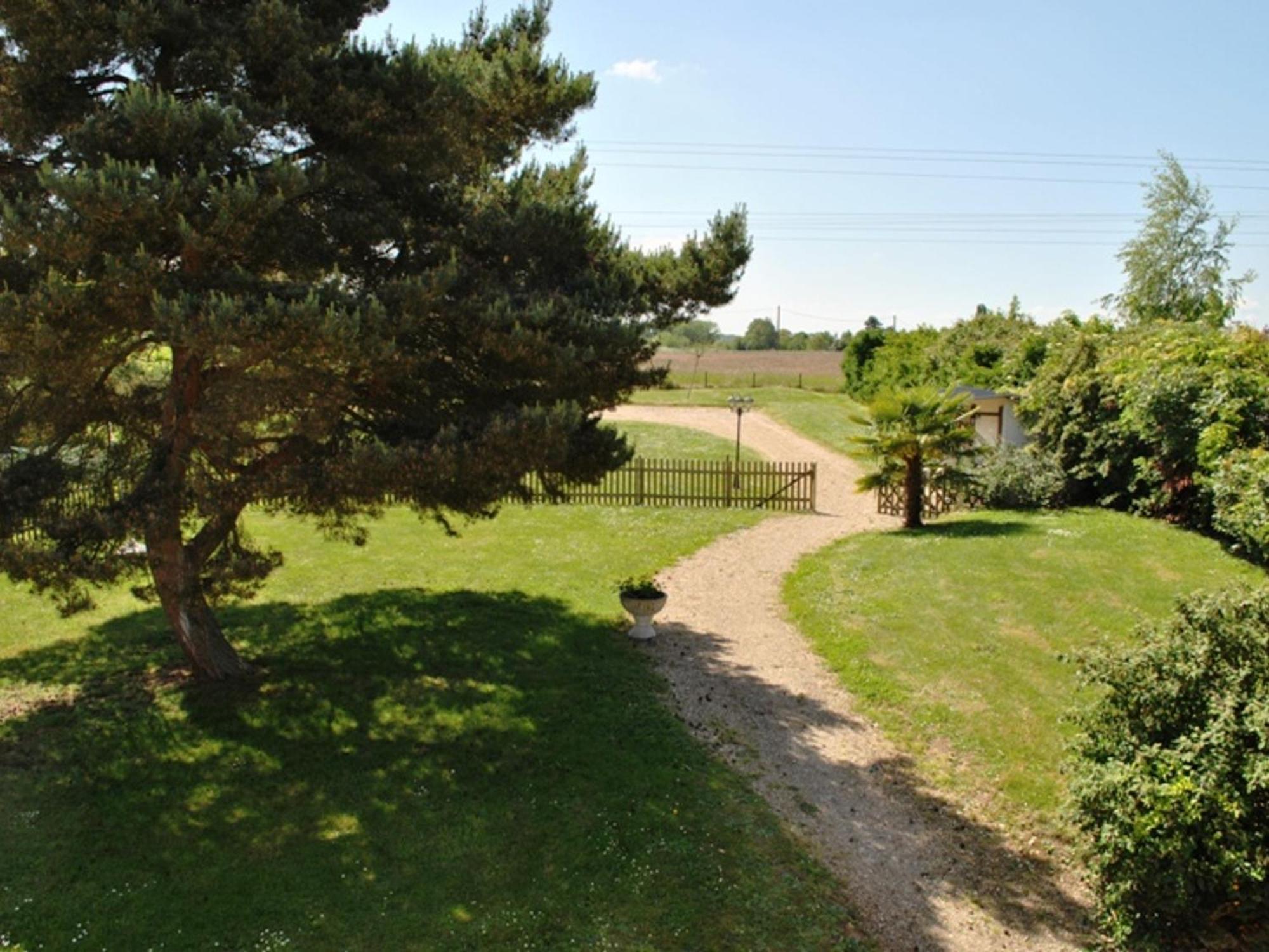 Gite De Charme Pres Des Chateaux De La Loire Avec Jardin, Terrasse Et Equipements Pour Familles - Fr-1-381-359 Azay-sur-Cher Luaran gambar
